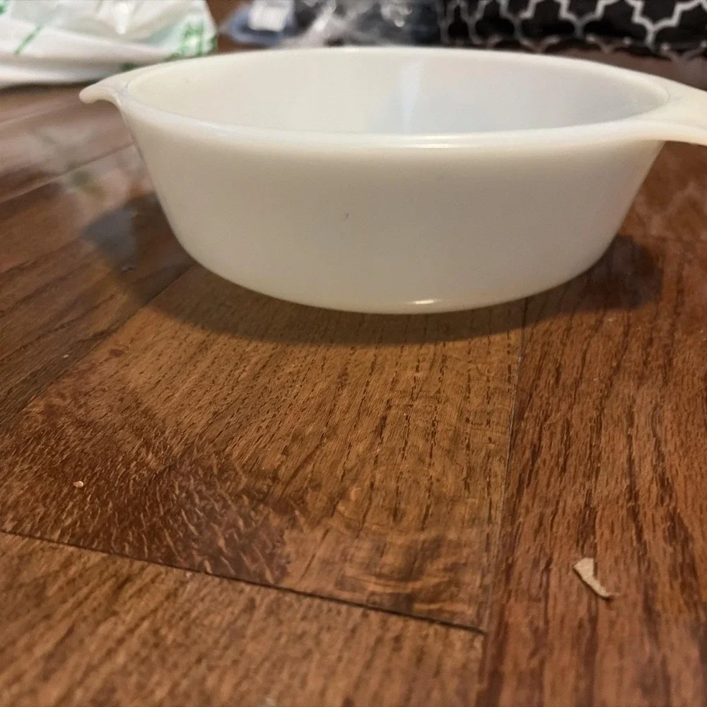 Anchor Hocking USA Baking Dish 436 Oven And Microwave Safe Holds 1 Qt. Or 1L